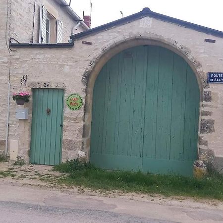 Le Clos Du Merry Joux-la-Ville Exterior foto